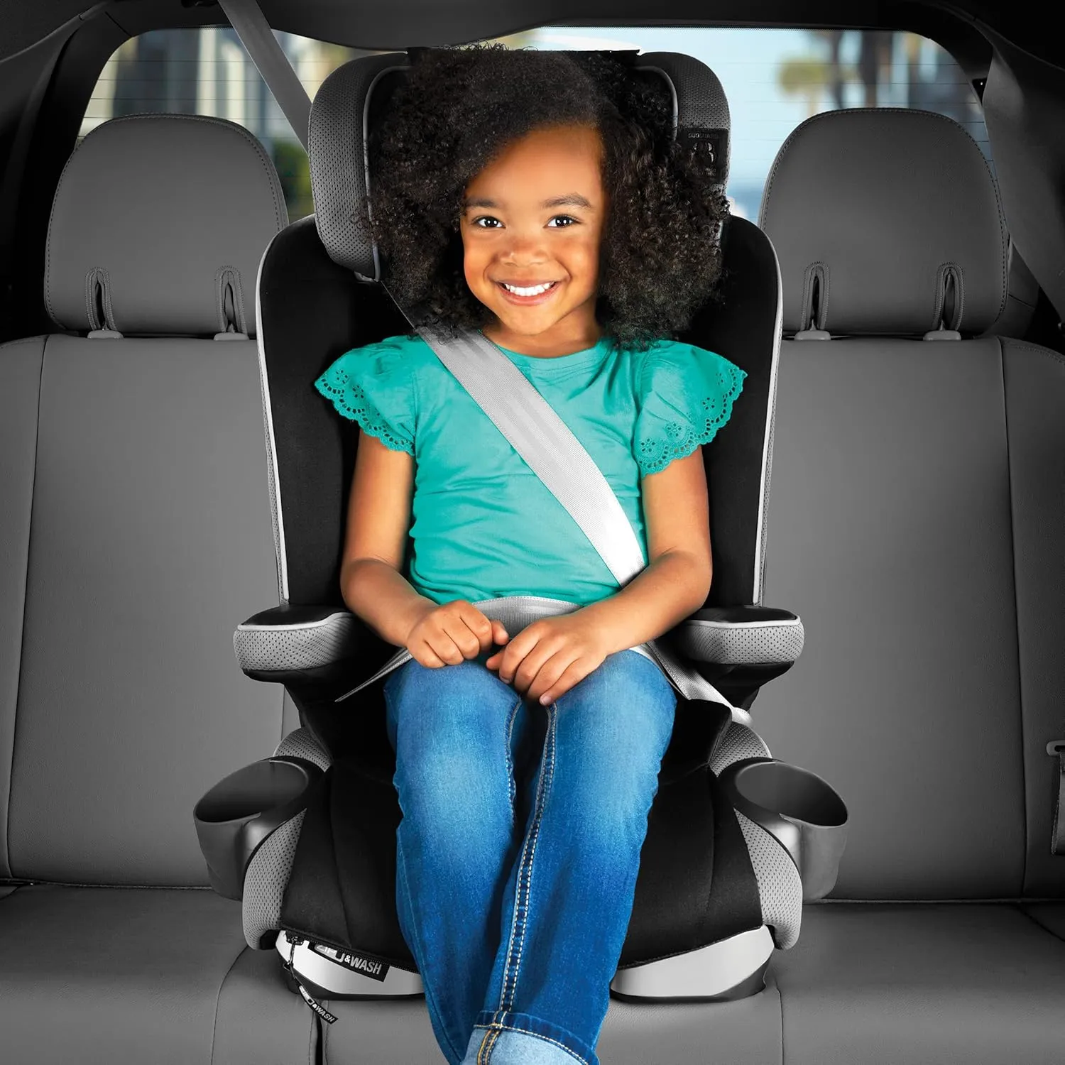 Chicco MyFit Zip Harness   Booster Car Seat - Nightfall, Black