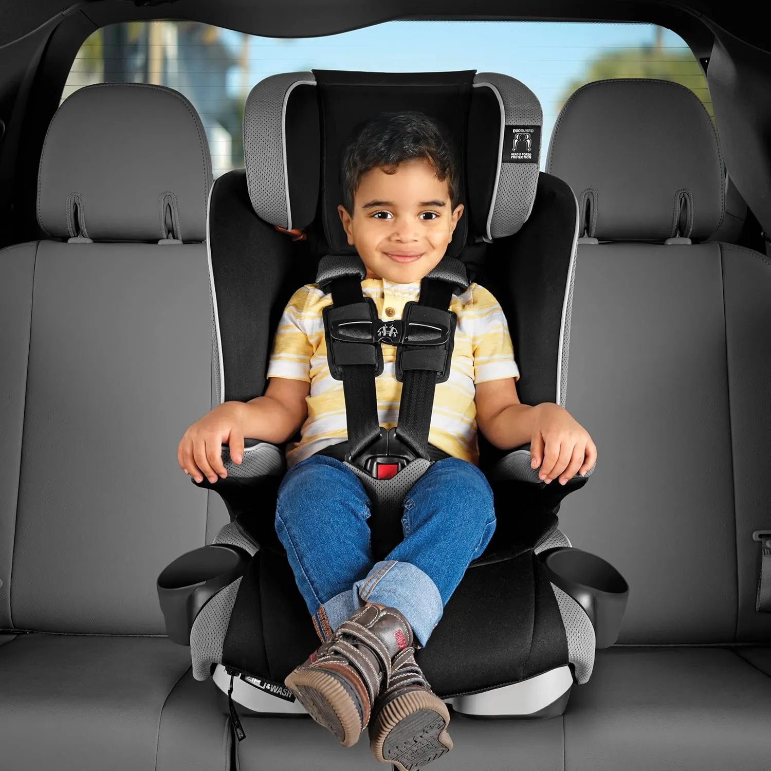 Chicco MyFit Zip Harness   Booster Car Seat - Nightfall, Black