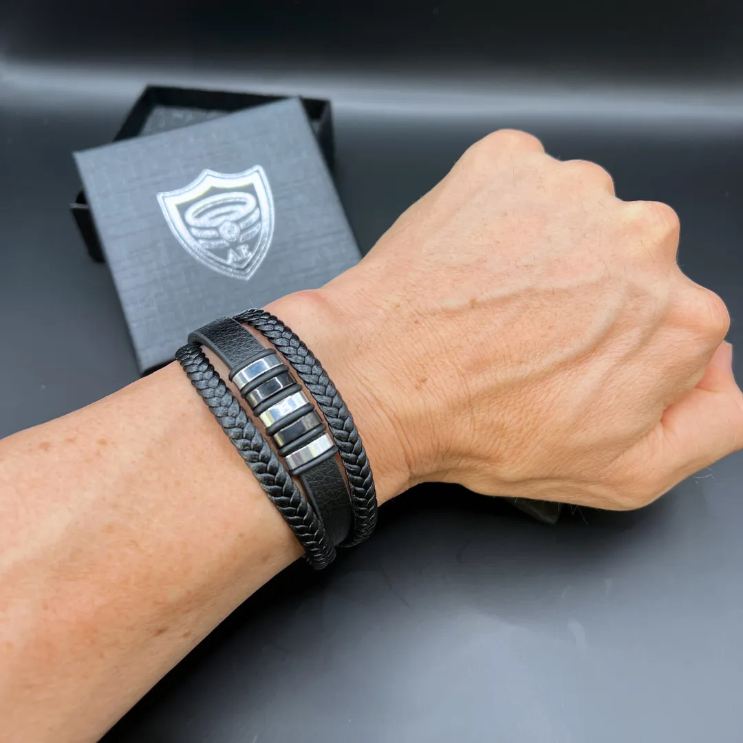 LEATHER CASCADE