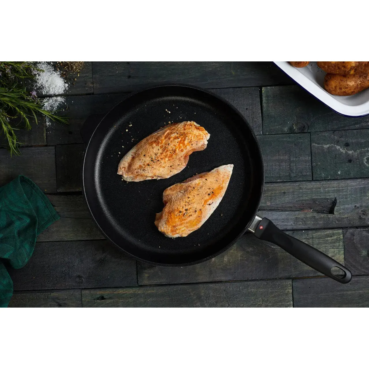 Swiss Diamond XD 12.5" Fry Pan