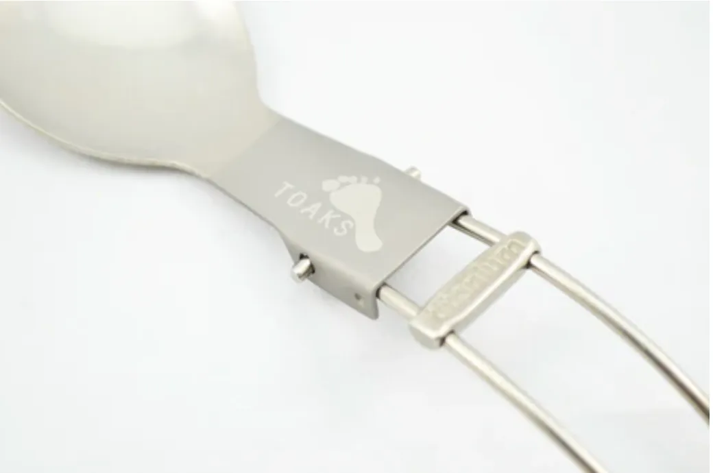 TOAKS Titanium Folding Spork