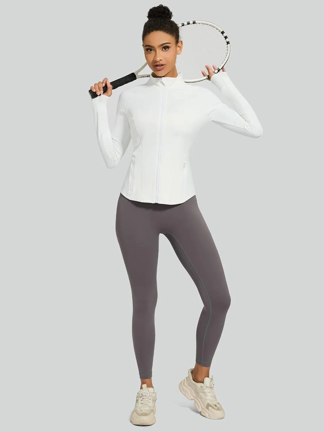 VUTRU Women's Zip Up Workout Jackets Lightweight Running Jackets Slim Fit Athletic Yoga Jacket with Pockets